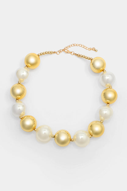 Polished Garment with an Effortless Classic Look