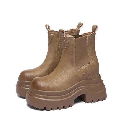 Classic Vintage Boots with a Flattering Fit