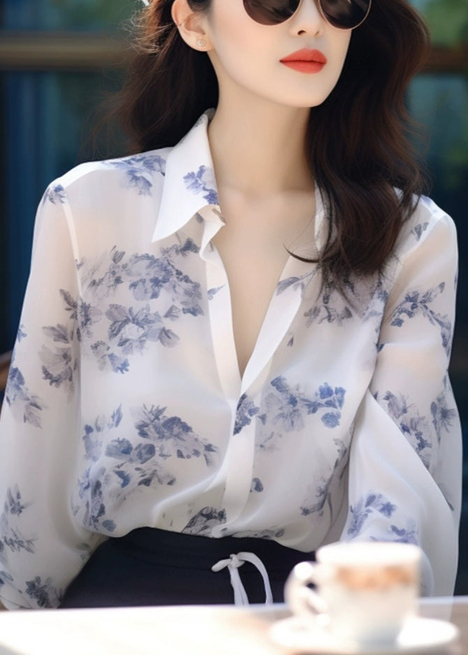 Effortlessly Elegant Blouse with a Timeless Design