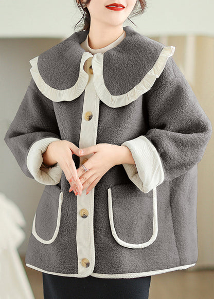 Beautifully Finished Coat in a Timeless Design
