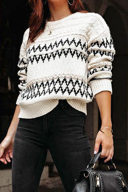 Effortlessly Elegant Top with a Timeless Design