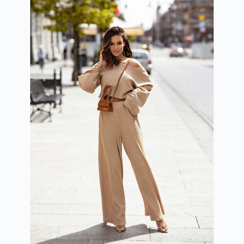 Sophisticated Pants with a Clean Classic Look
