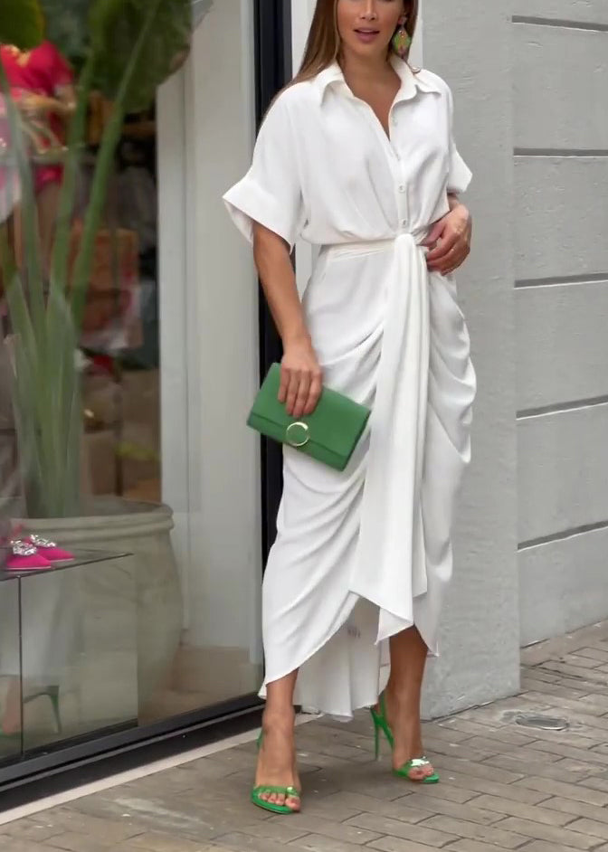 Beautifully Finished Dress in a Timeless Design