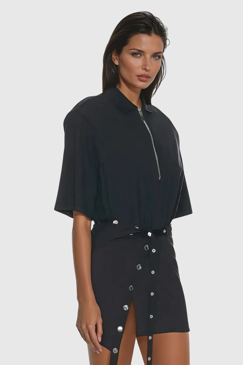 Effortlessly Elegant Garment with a Timeless Design