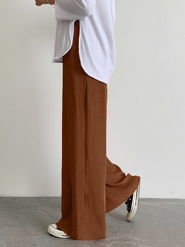 Effortlessly Elegant Pants with a Timeless Design