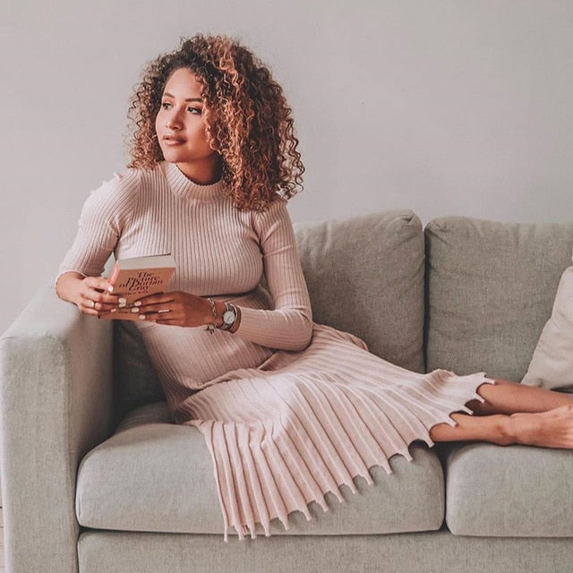 Classic Vintage Dress with a Flattering Fit