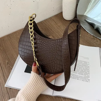 Classic Vintage Bag with a Flattering Fit