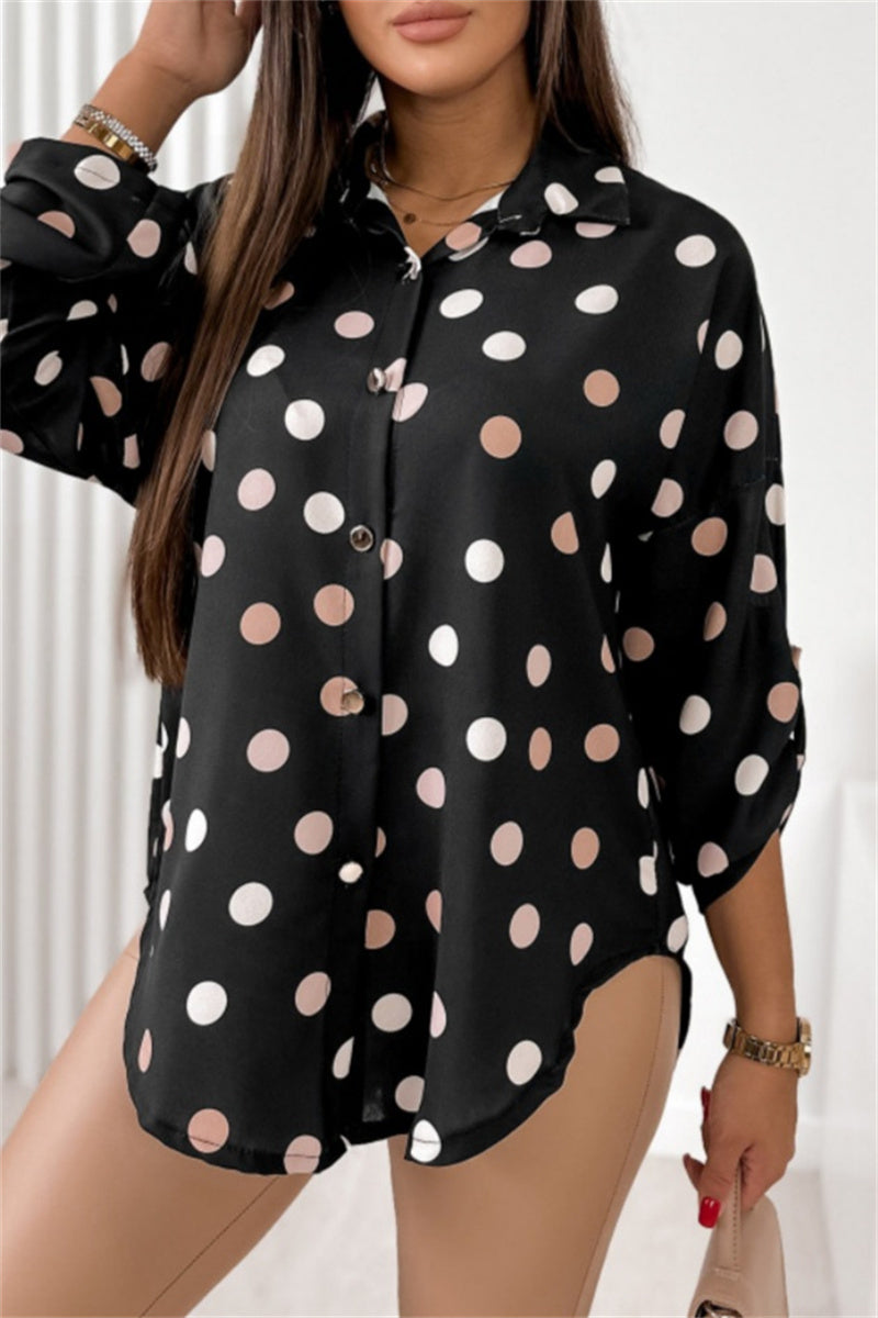 Effortlessly Elegant Top with a Timeless Design