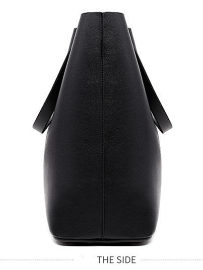 Beautifully Finished Bag in a Timeless Design