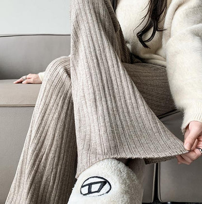 Gracefully Styled Pants for Any Occasion