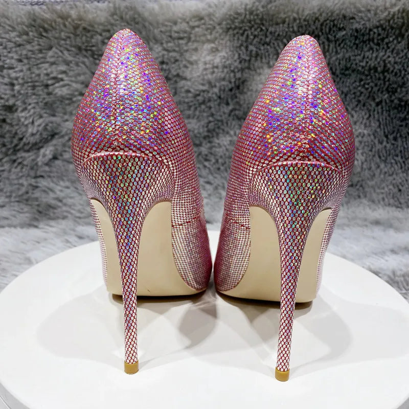 Classic Vintage Heels with a Flattering Fit