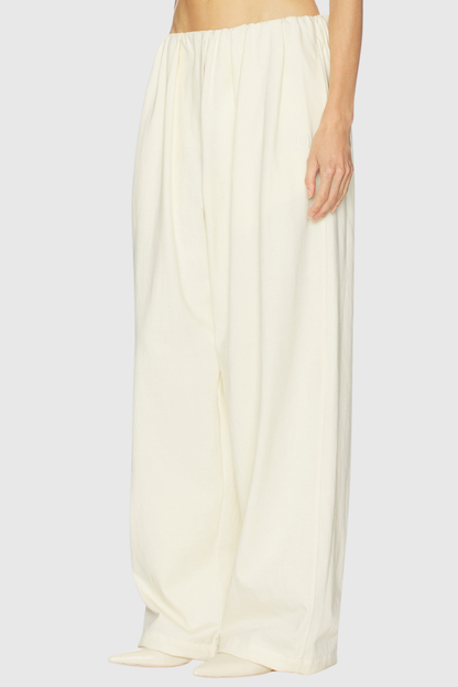 Beautifully Crafted Pants in a Classic Style