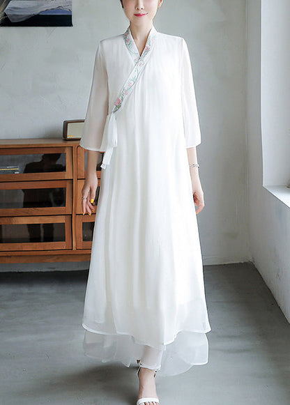 Beautifully Crafted Dress in a Classic Style