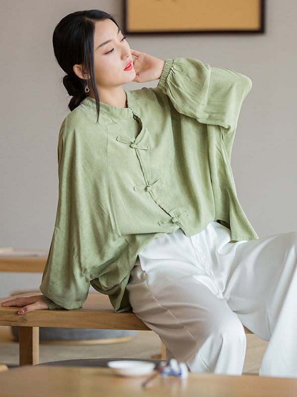 Polished Blouse with an Effortless Classic Look