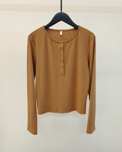 Gracefully Styled Sweater for Any Occasion