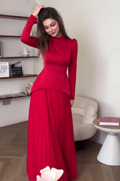 Beautifully Crafted Dress in a Classic Style