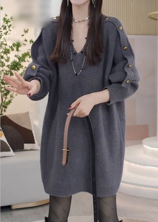 Beautifully Finished Sweater in a Timeless Design