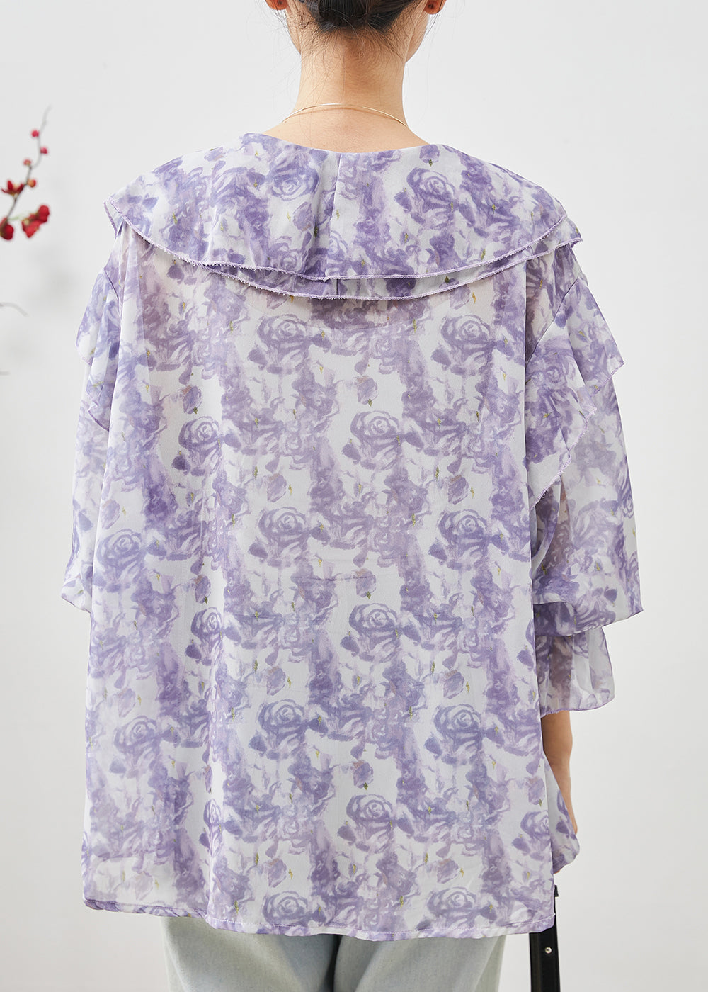 Well Tailored Shirt with a Graceful Silhouette