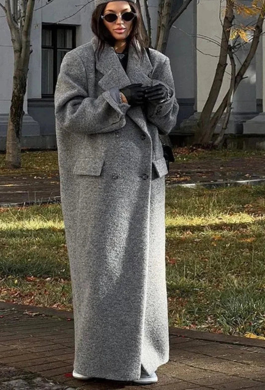 Classic Vintage & Enduringly Stylish Coat
