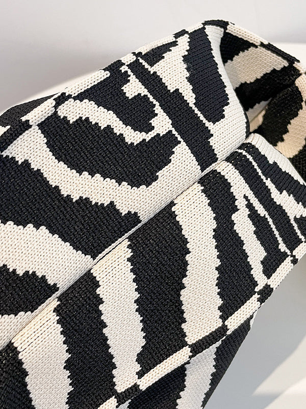 Elegantly Styled Bag for Everyday Wear