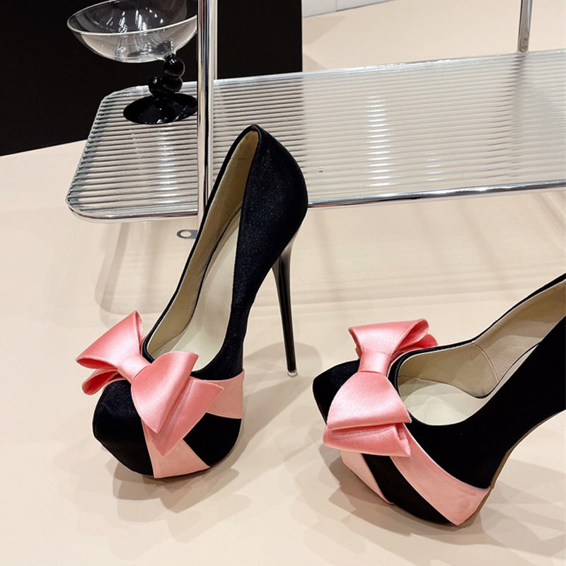 Well Tailored Heels with a Graceful Silhouette