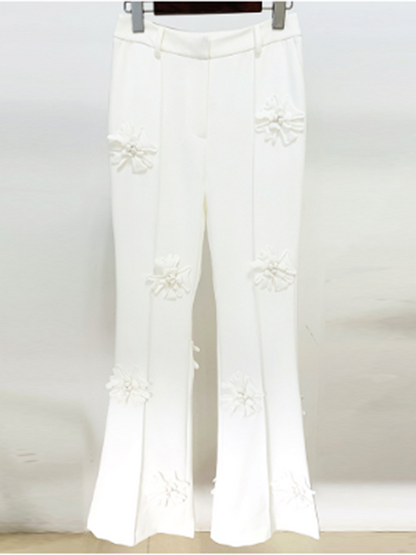Effortlessly Elegant Garment with a Timeless Design