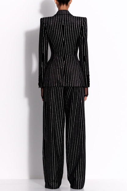 Sophisticated Garment with a Clean Classic Look