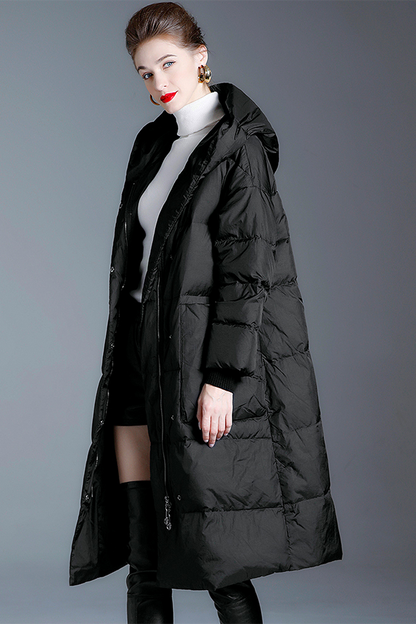 Effortlessly Elegant Garment with a Timeless Design