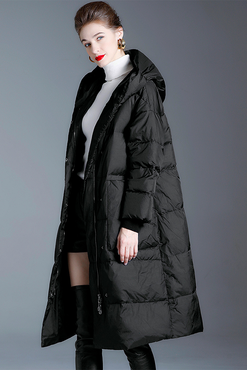 Effortlessly Elegant Garment with a Timeless Design
