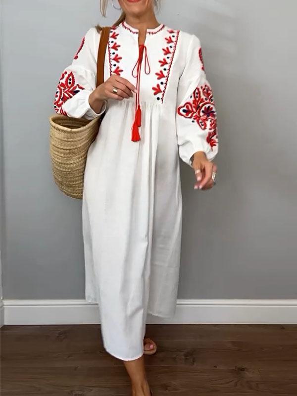 Beautifully Finished Dress in a Timeless Design
