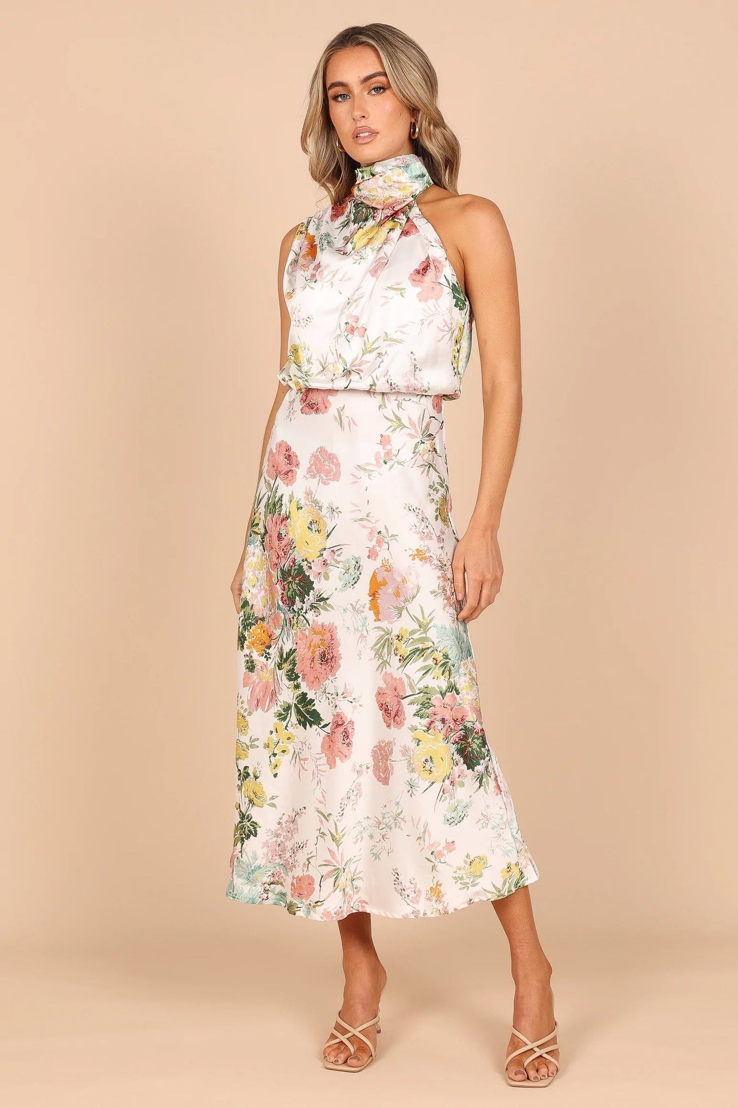 Classic Vintage & Enduringly Stylish Dress