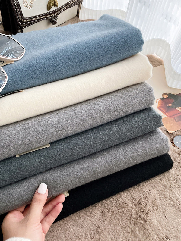 Effortlessly Elegant Garment with a Timeless Design