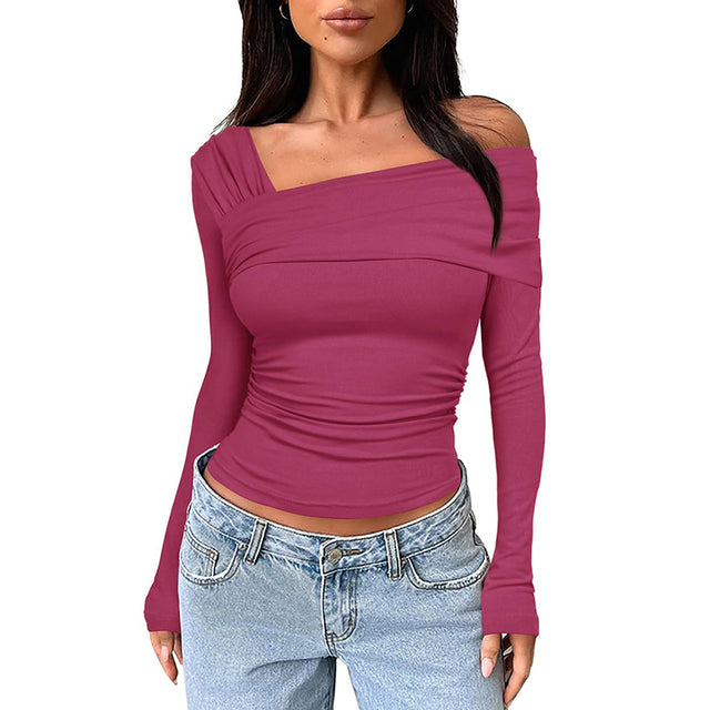 Well Tailored T-Shirt with a Graceful Silhouette