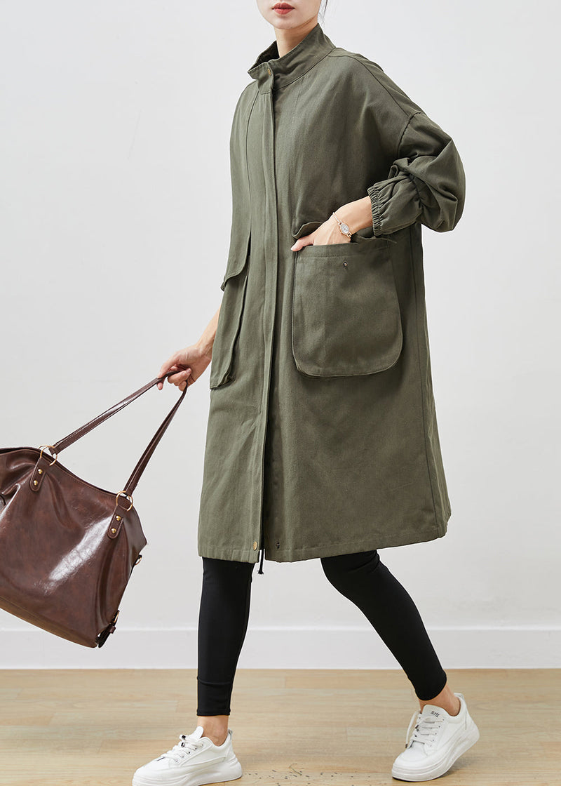 Well Tailored Coat with a Graceful Silhouette