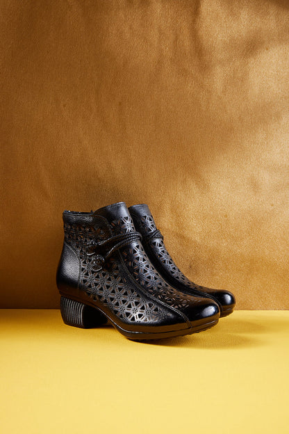 Classic Vintage Boots with a Flattering Fit