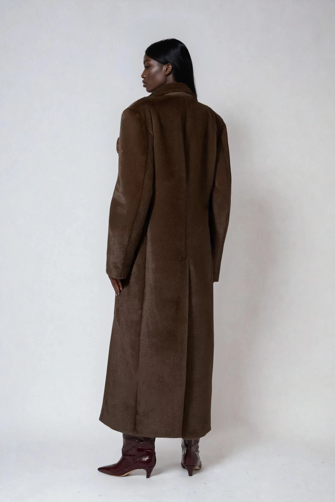 Polished Coat with an Effortless Classic Look