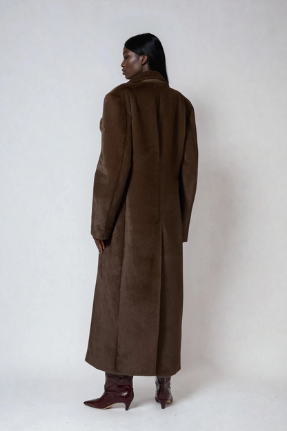 Polished Coat with an Effortless Classic Look