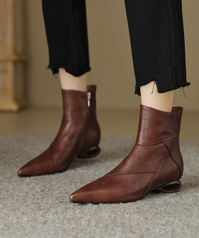 Beautifully Finished Boots in a Timeless Design
