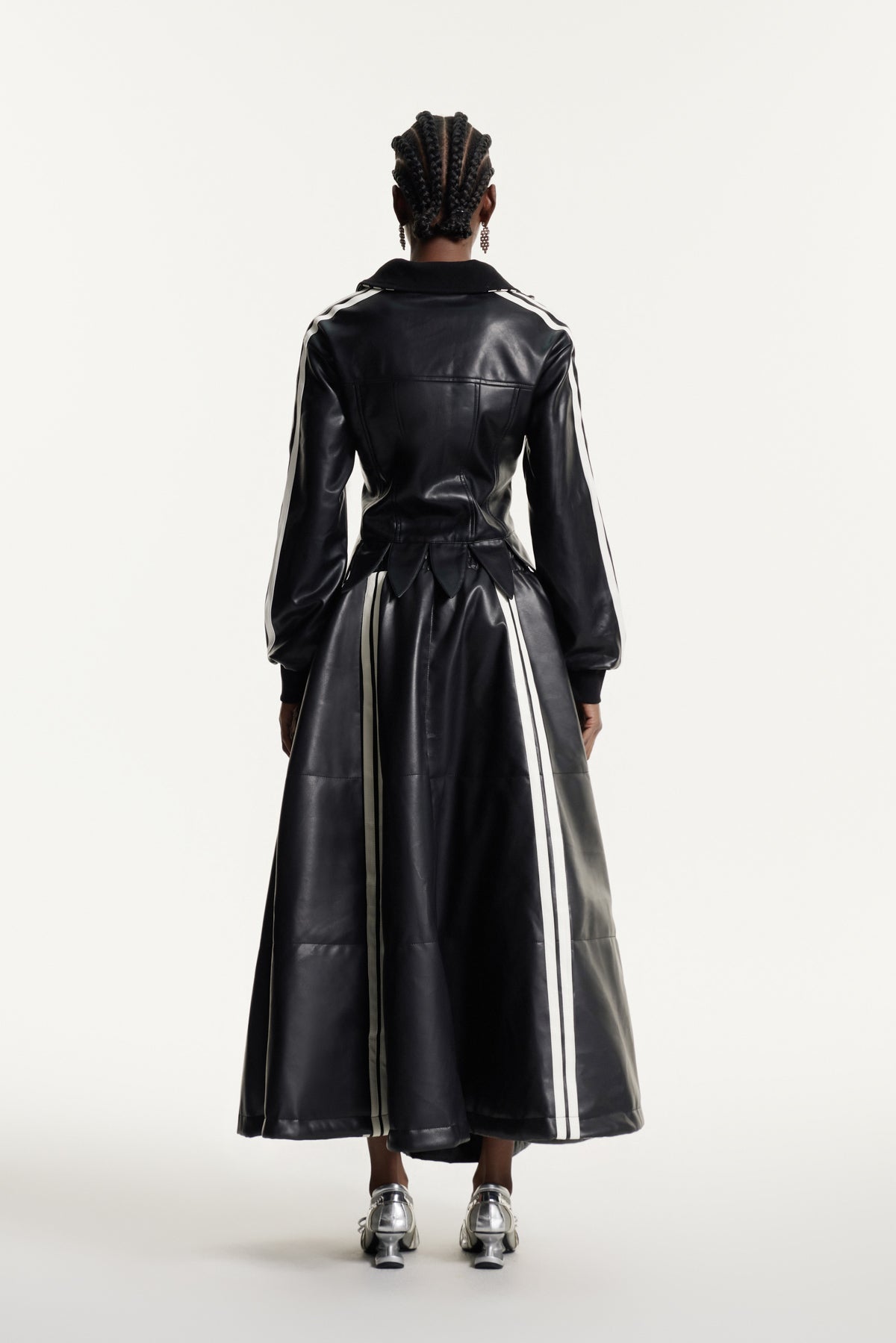 Classic Vintage Garment with a Flattering Fit
