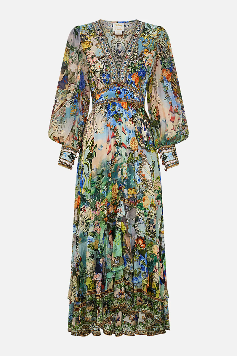 Beautifully Crafted Dress in a Classic Style