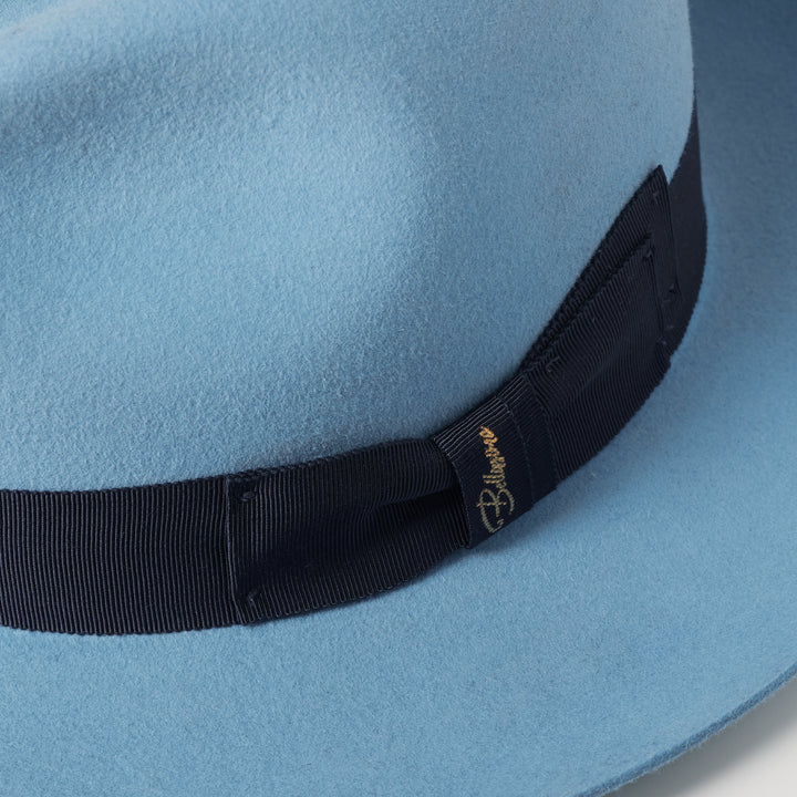 Classic Vintage & Enduringly Stylish Garment
