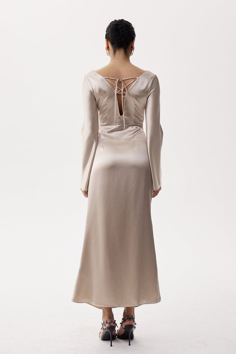 A Vintage Style Dress with Delicate Timeless Details