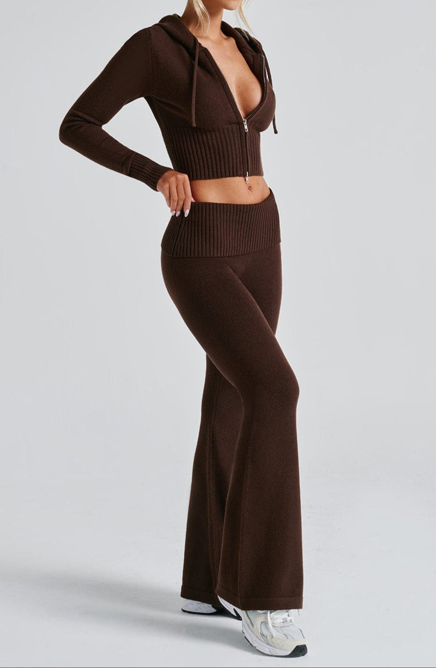 Beautifully Finished Garment in a Timeless Design