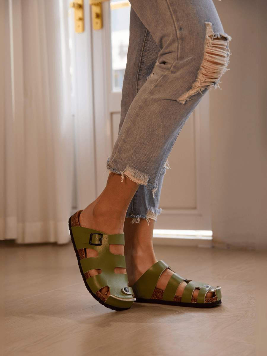 Sophisticated Garment with a Clean Classic Look