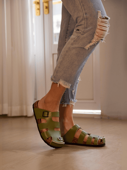 Sophisticated Garment with a Clean Classic Look