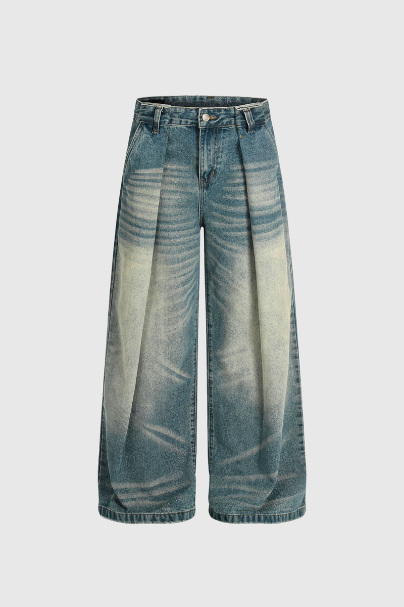 Sophisticated Garment with a Clean Classic Look
