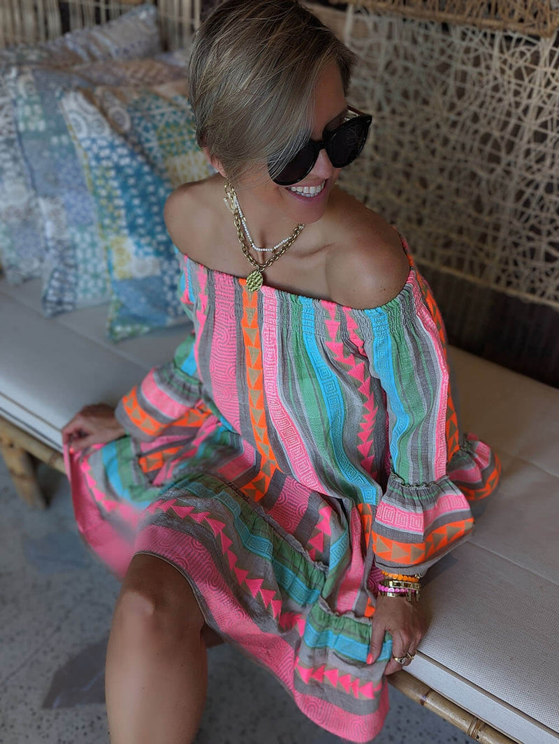 Gracefully Styled Dress for Any Occasion