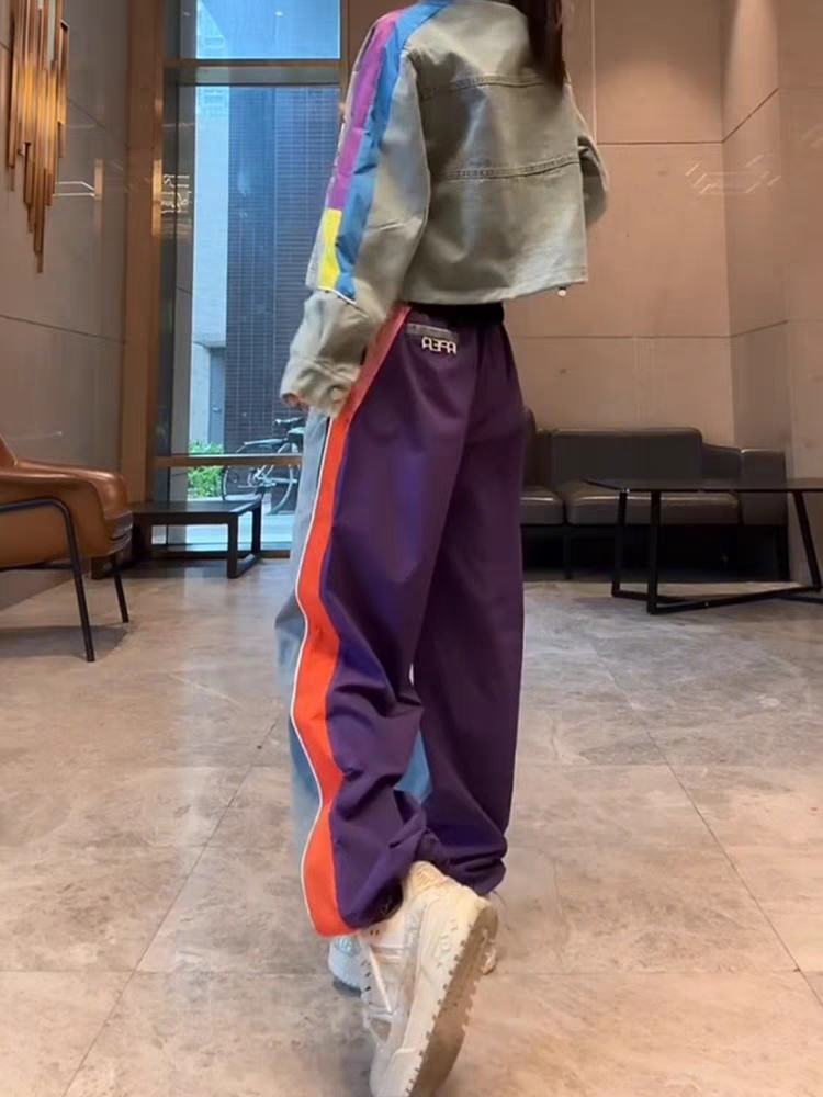 Classic Vintage Pants with a Flattering Fit