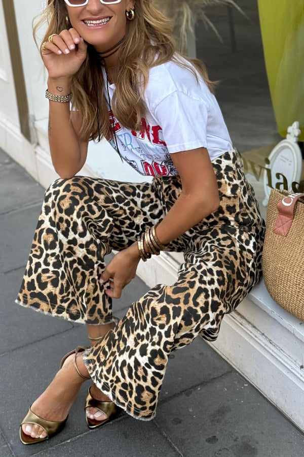 Classic Vintage Pants with a Flattering Fit