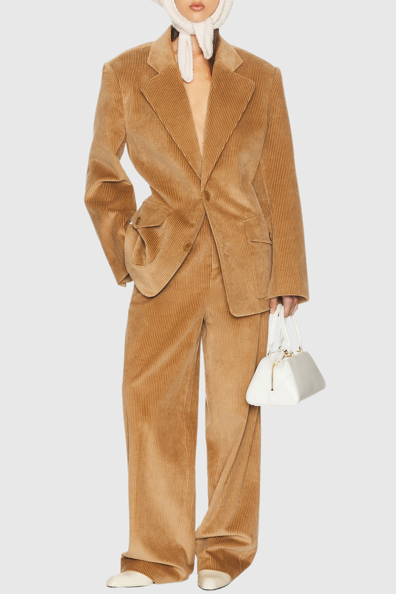 Well Tailored Garment with a Graceful Silhouette